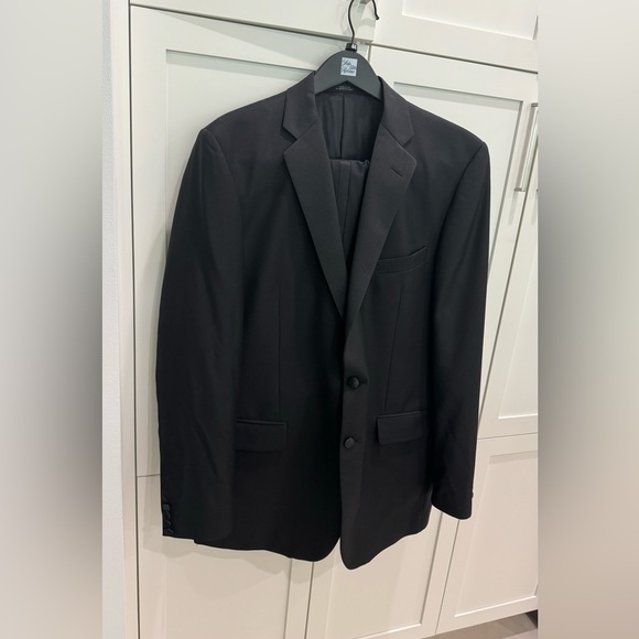 ERMENEGILDO. ZEGNA Black tuxedo. Men’s Size 44 Slim Fit - 2 button - Picture 1 of 12
